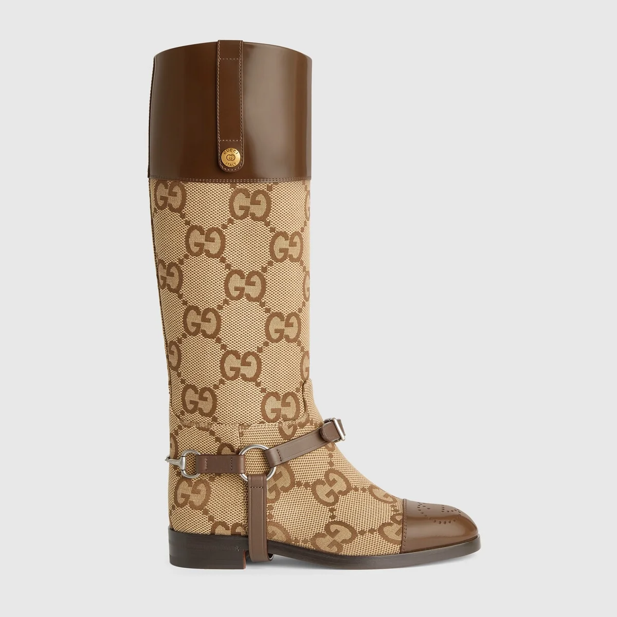 Knee-high boot with harness