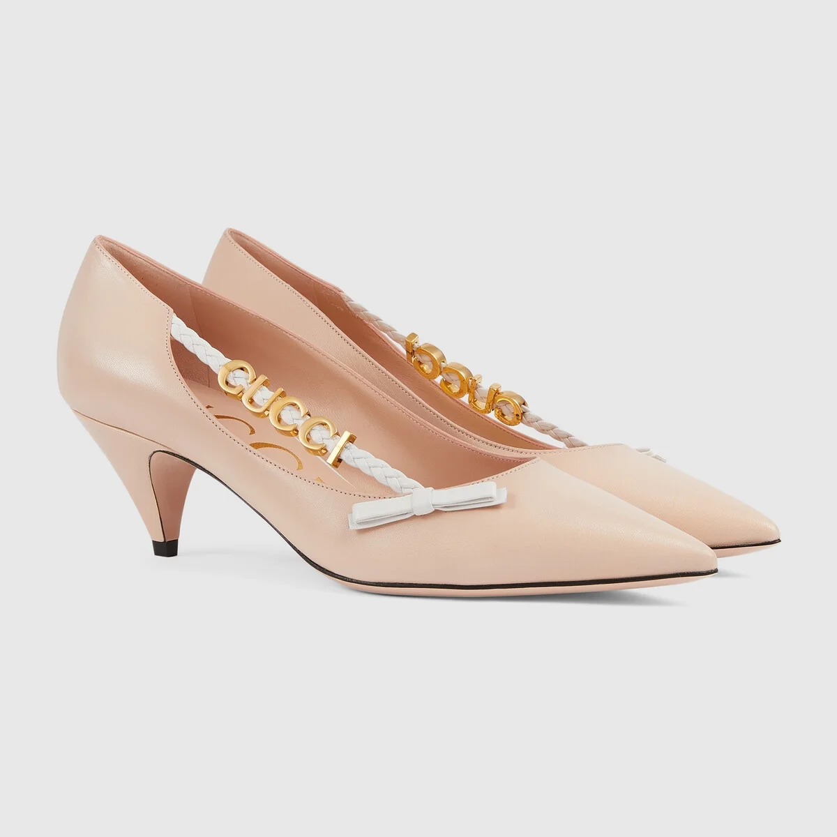 Women’s pump with ‘GUCCI’ view 3