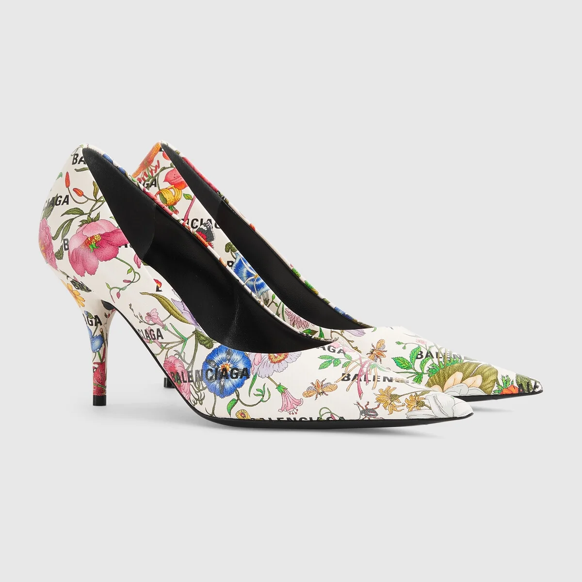 Women’s The Hacker Project Knife pump view 3