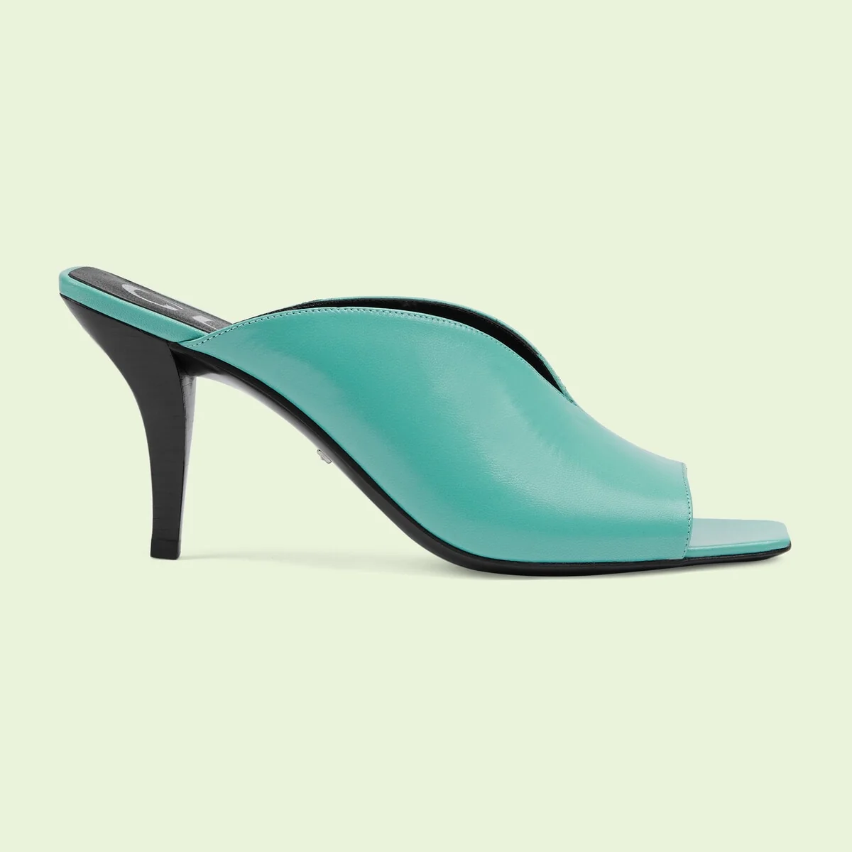 Women’s mid-heel open-toe pump