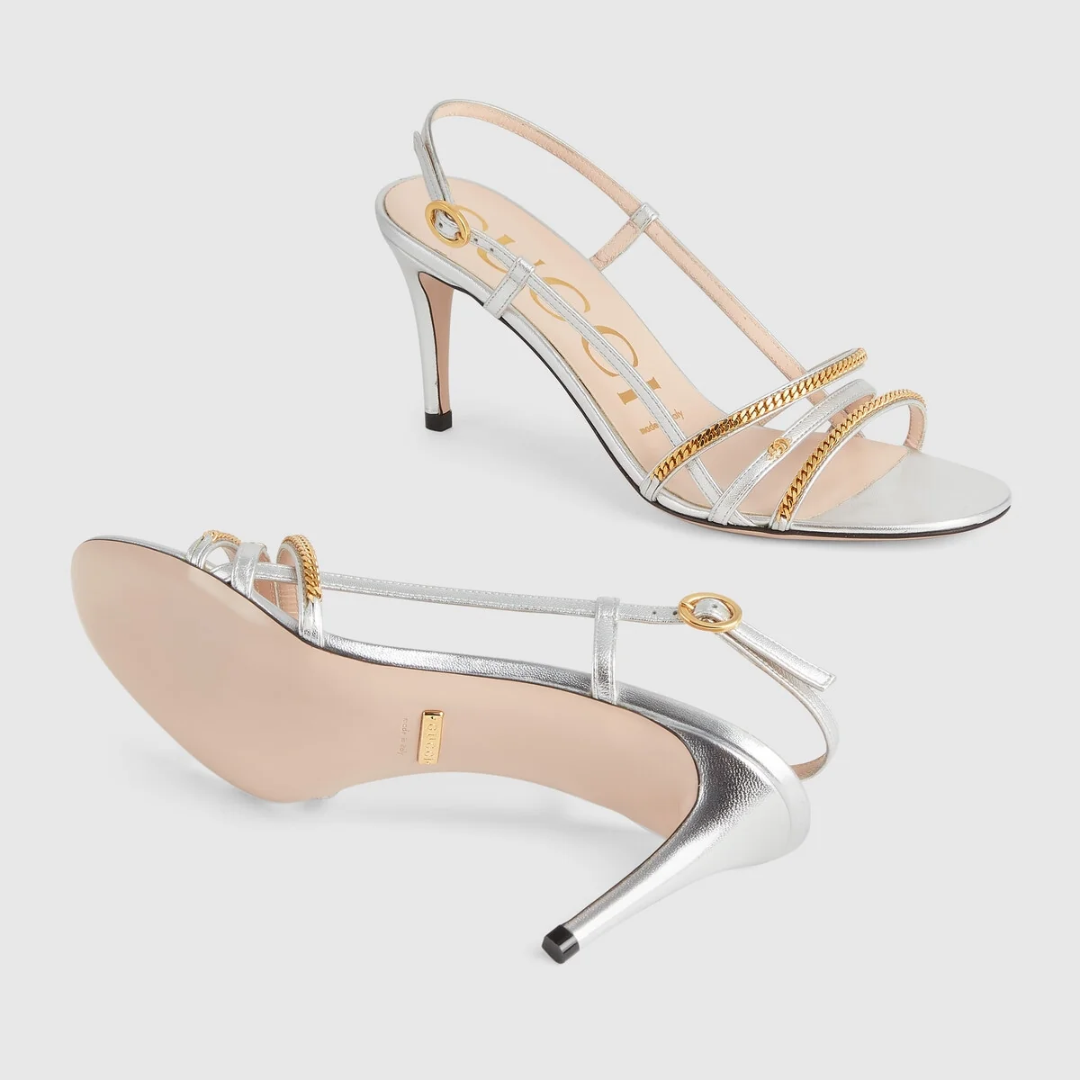 Women’s sandal with chains