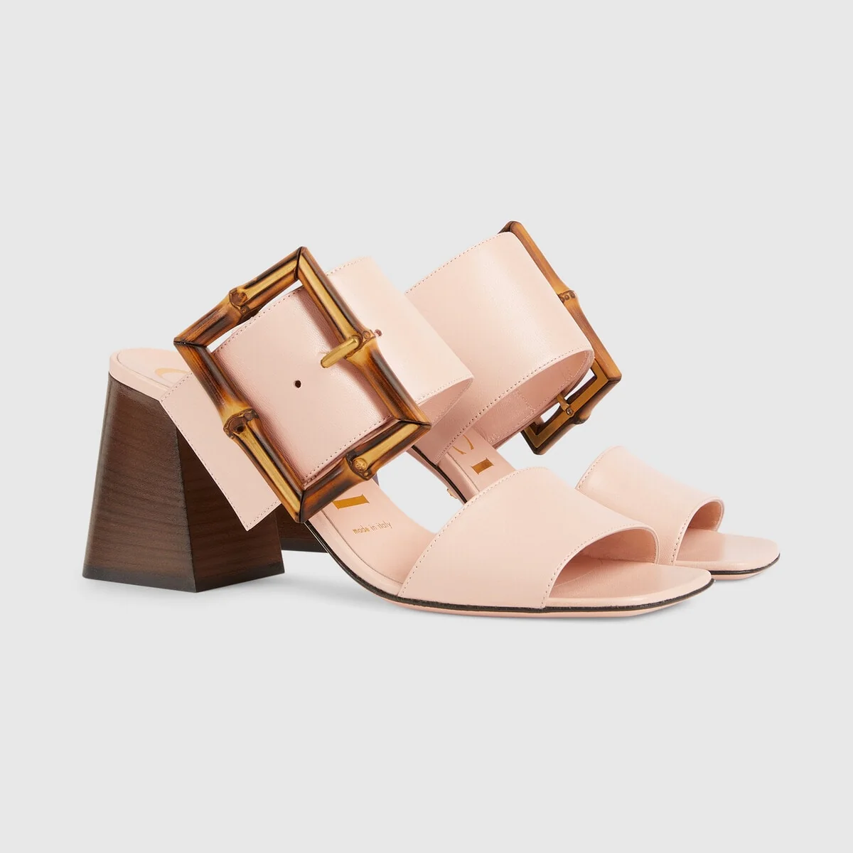 Women’s sandal with bamboo buckle view 3