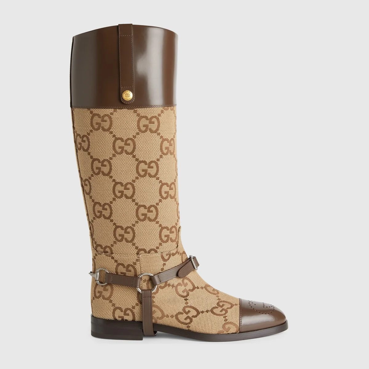 Knee-high boot with harness