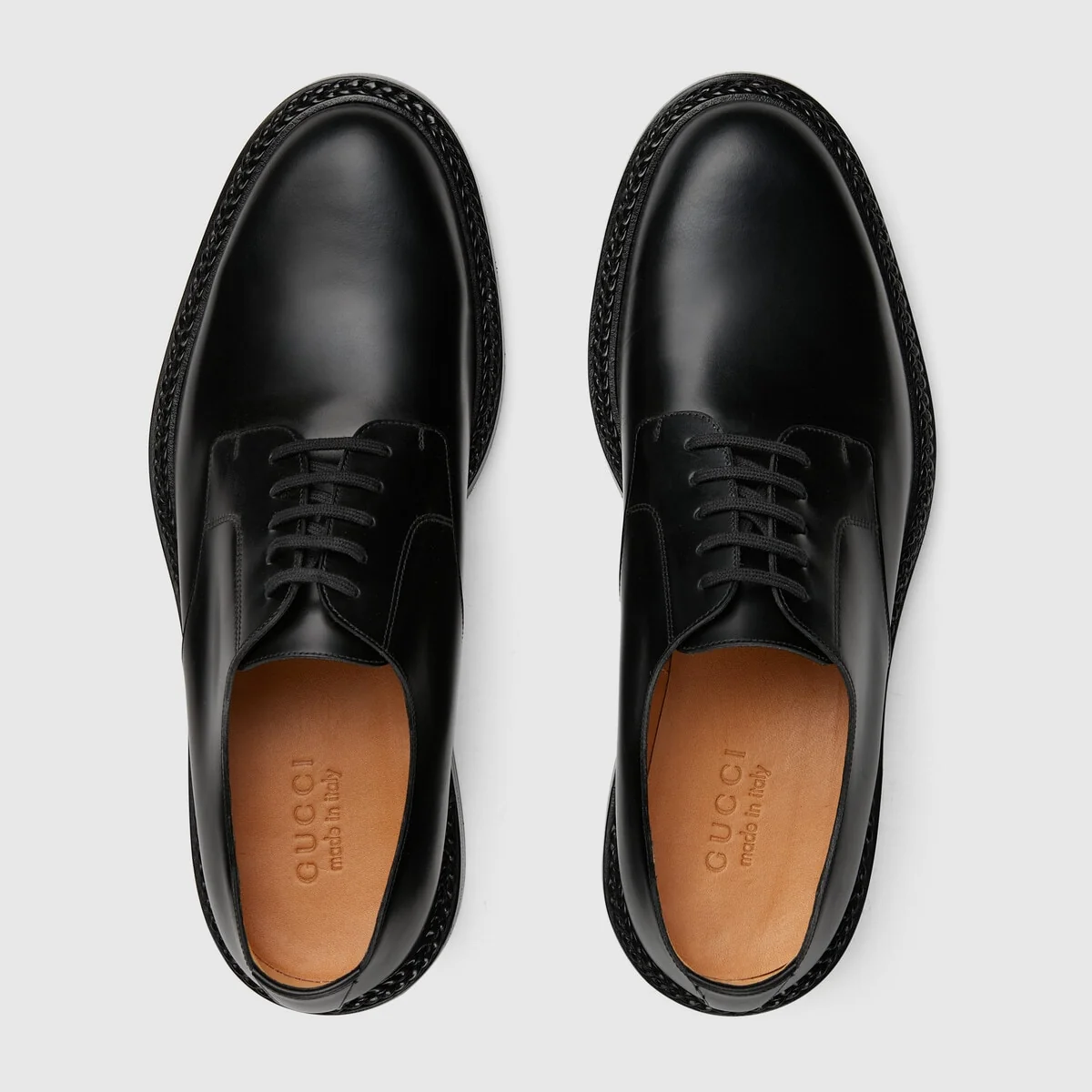 Men’s lace-up shoe view 4