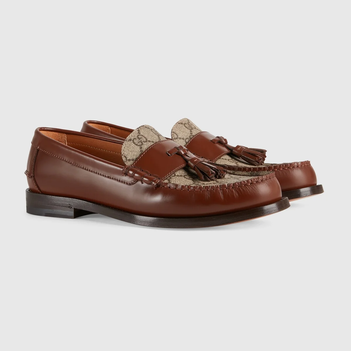 Men’s GG loafer with tassel view 3