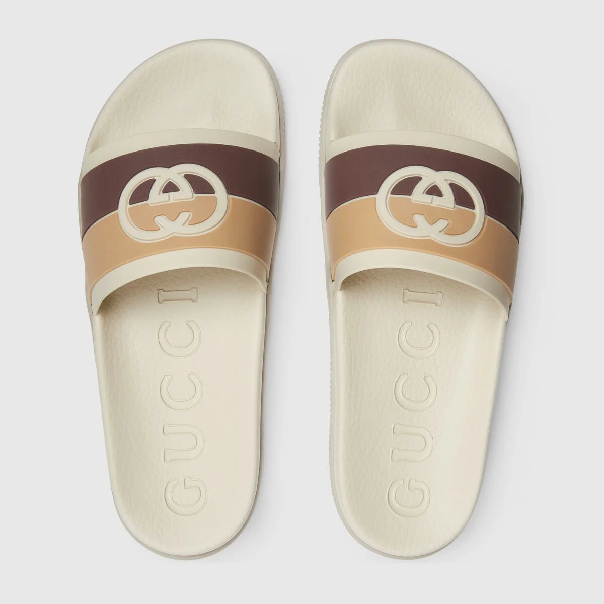Interlocking G slide sandal view 4