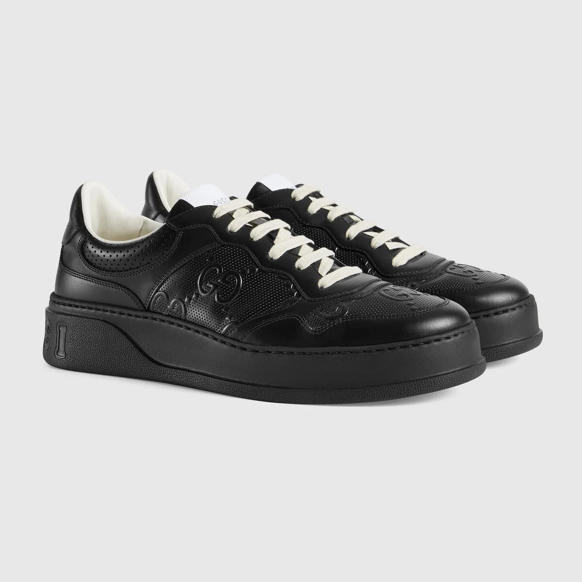 Men’s GG embossed sneaker view 3